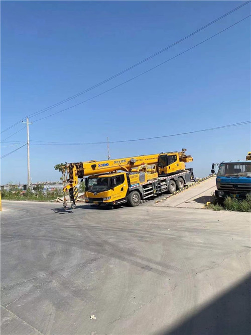 西盟县吊车作业时，可能会产生哪些额外收费项目？